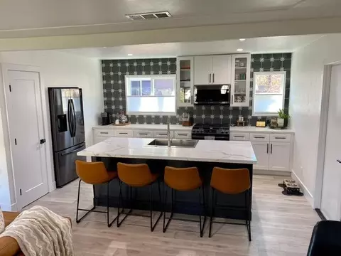 5566 Elm Ln, Redding, CA 96001 photo 13