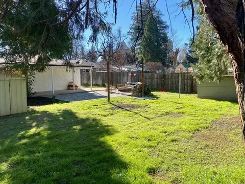 5566 Elm Ln, Redding, CA 96001 photo 44
