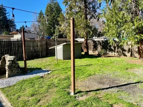 5566 Elm Ln, Redding, CA 96001 photo 46
