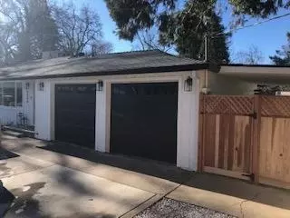5566 Elm Ln, Redding, CA 96001 photo 4
