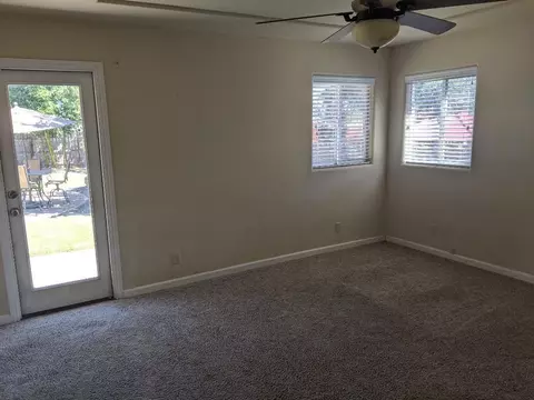 34 Woodcliff Dr, Redding, CA 96003 photo 9