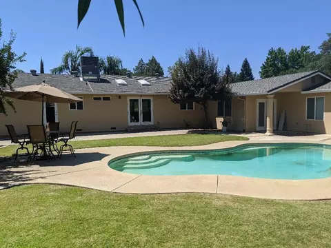 34 Woodcliff Dr, Redding, CA 96003 photo 27