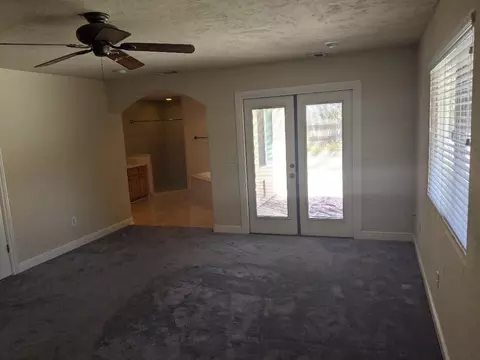 34 Woodcliff Dr, Redding, CA 96003 photo 20