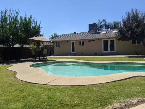 34 Woodcliff Dr, Redding, CA 96003 photo 28