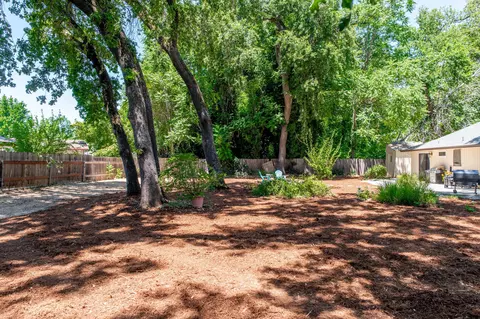 5784 Live Oak Ln, Redding, CA 96001 photo 20
