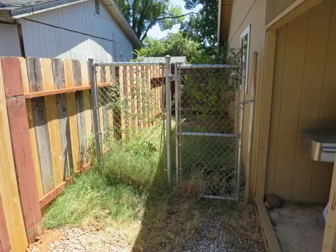 3580 Dune St, Redding, CA 96002 photo 15