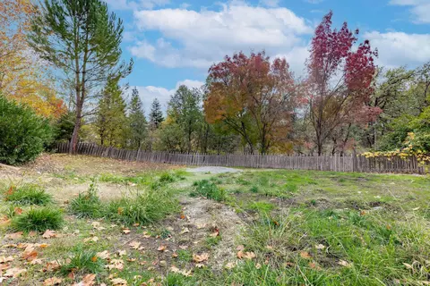 11551 Fox Estates Ct, Redding, CA 96003 photo 17