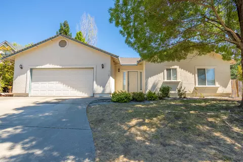 11551 Fox Estates Ct, Redding, CA 96003 photo 1