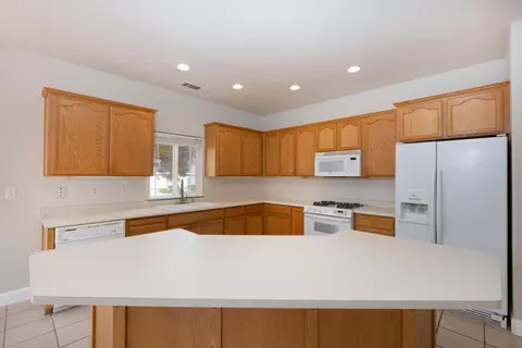 11551 Fox Estates Ct, Redding, CA 96003 photo 5