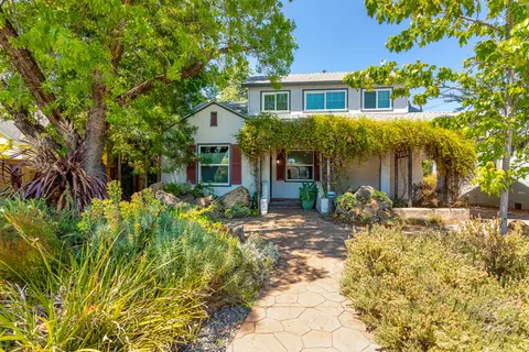 2354 North St, Redding, CA 96001 photo 1