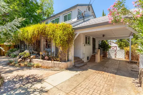2354 North St, Redding, CA 96001 photo 2