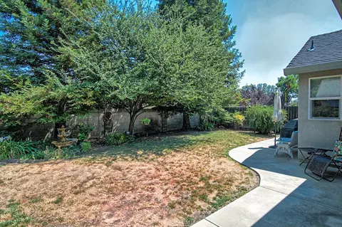 2360 Warm Spring Ln, Redding, CA 96003 photo 25