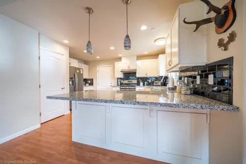 22762 Jones Valley Trl, Redding, CA 96003 photo 18