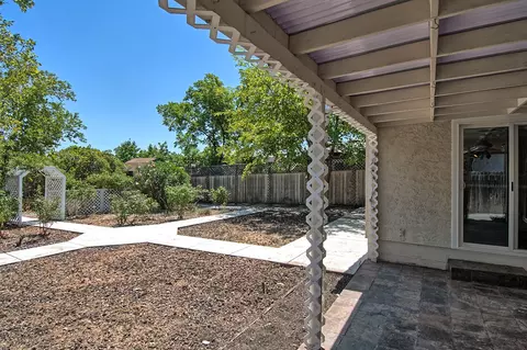 718 Teakwood Dr, Redding, CA 96003 photo 27