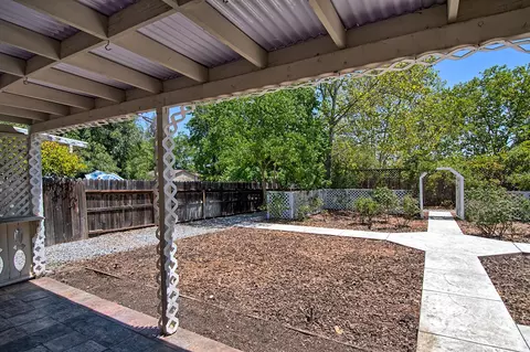 718 Teakwood Dr, Redding, CA 96003 photo 32