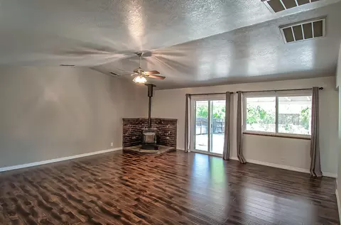718 Teakwood Dr, Redding, CA 96003 photo 5