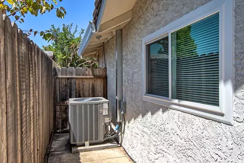718 Teakwood Dr, Redding, CA 96003 photo 44
