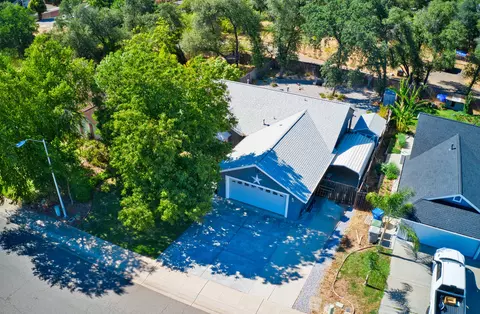3255 Lawrence Rd, Redding, CA 96002 photo 6
