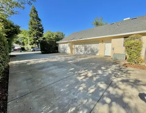 2593 Eastbrook Dr, Redding, CA 96002 photo 7