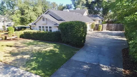 2593 Eastbrook Dr, Redding, CA 96002 photo 5