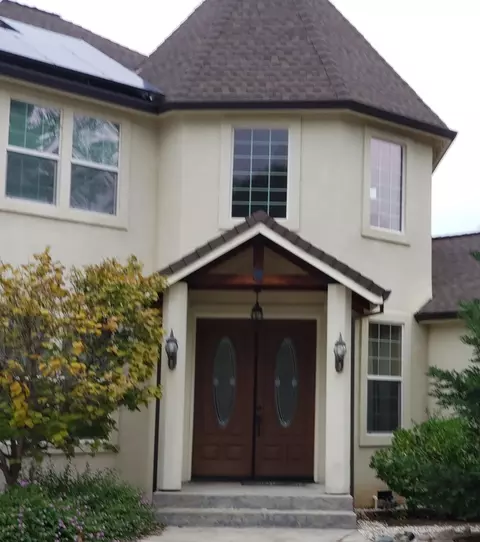 8579 Heartland Dr, Redding, CA 96001 photo 1