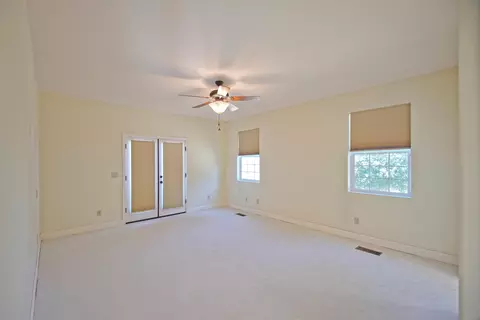 8579 Heartland Dr, Redding, CA 96001 photo 16