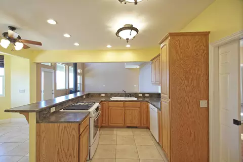 8579 Heartland Dr, Redding, CA 96001 photo 12