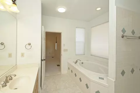 8579 Heartland Dr, Redding, CA 96001 photo 20