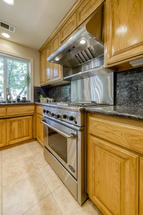 2072 Princeton Way, Redding, CA 96003 photo 72