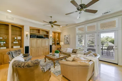 2072 Princeton Way, Redding, CA 96003 photo 13