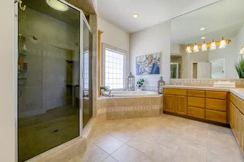 2072 Princeton Way, Redding, CA 96003 photo 18