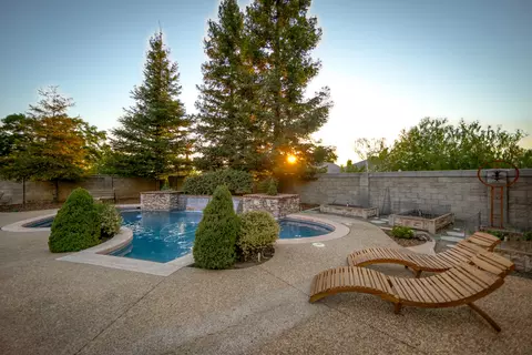 2072 Princeton Way, Redding, CA 96003 photo 126