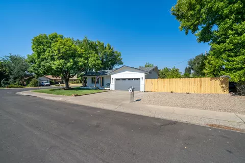 2050 Carpenter Ln, Redding, CA 96002 photo 5