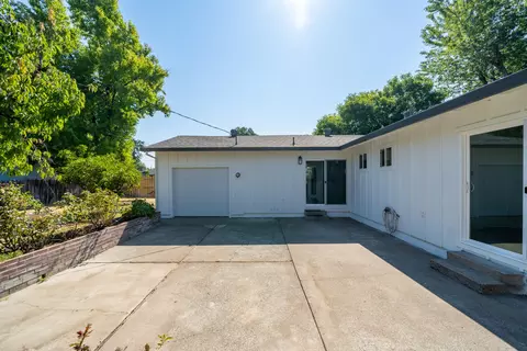 2050 Carpenter Ln, Redding, CA 96002 photo 56