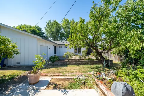 2050 Carpenter Ln, Redding, CA 96002 photo 63