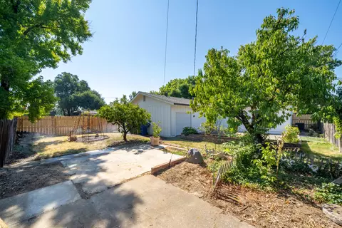 2050 Carpenter Ln, Redding, CA 96002 photo 62