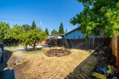 2050 Carpenter Ln, Redding, CA 96002 photo 68