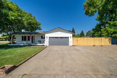 2050 Carpenter Ln, Redding, CA 96002 photo 11