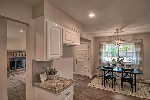 1480 Ridge Dr, Redding, CA 96001 photo 8
