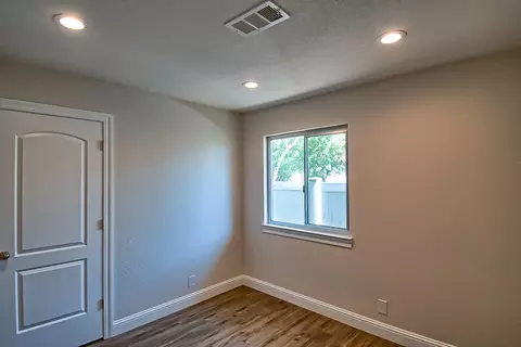 1480 Ridge Dr, Redding, CA 96001 photo 23