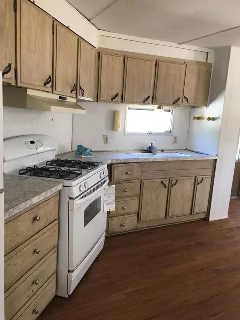 15614 N Siskiyou Loop, Corning, CA 96021 photo 5