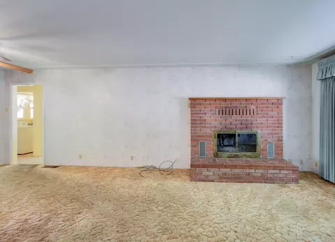 2610 Russell St, Redding, CA 96001 photo 9