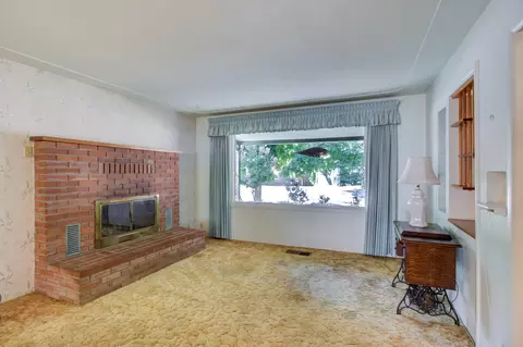 2610 Russell St, Redding, CA 96001 photo 7