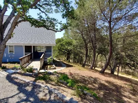 6987 Buggy Whip Ln, Corning, CA 96021 photo 2