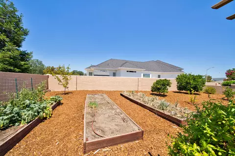 238 Edinburgh Pl, Redding, CA 96003 photo 34