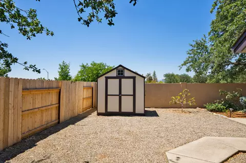 238 Edinburgh Pl, Redding, CA 96003 photo 33
