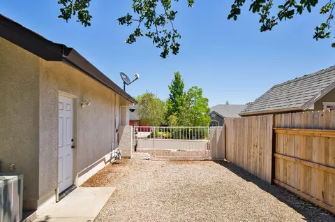 238 Edinburgh Pl, Redding, CA 96003 photo 38
