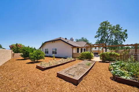 238 Edinburgh Pl, Redding, CA 96003 photo 35
