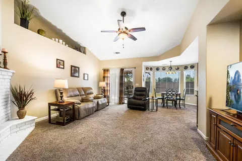 238 Edinburgh Pl, Redding, CA 96003 photo 9