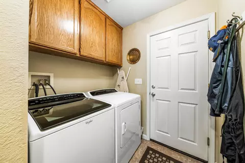 238 Edinburgh Pl, Redding, CA 96003 photo 19
